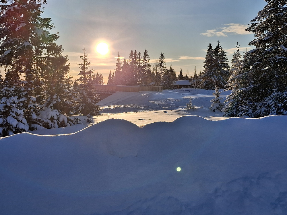 Fra parkeringa på Sjusjøen