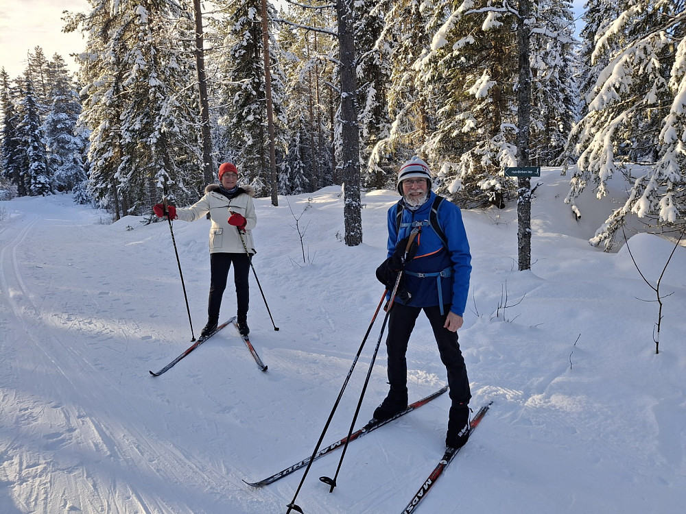 Marit og Helge i nedfartsløypa