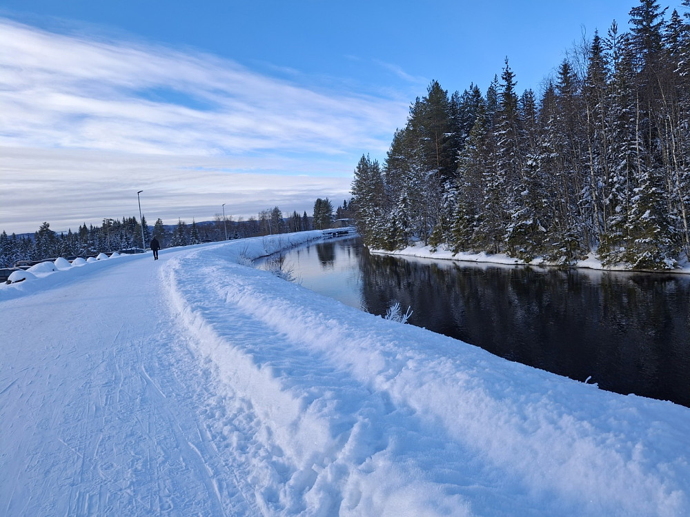 Tilbake ved Kanalen|famed