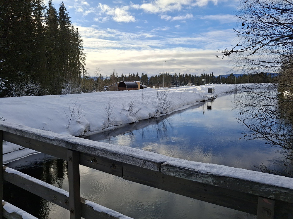 Tilbake ved Kanalen