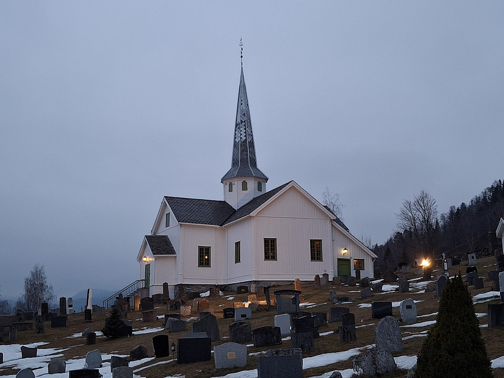 Øyer kirke