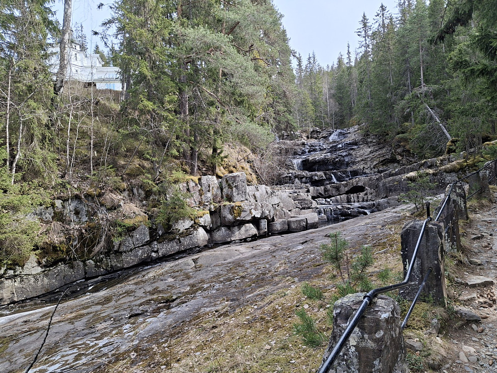 Lite vatn i Mesnaelva