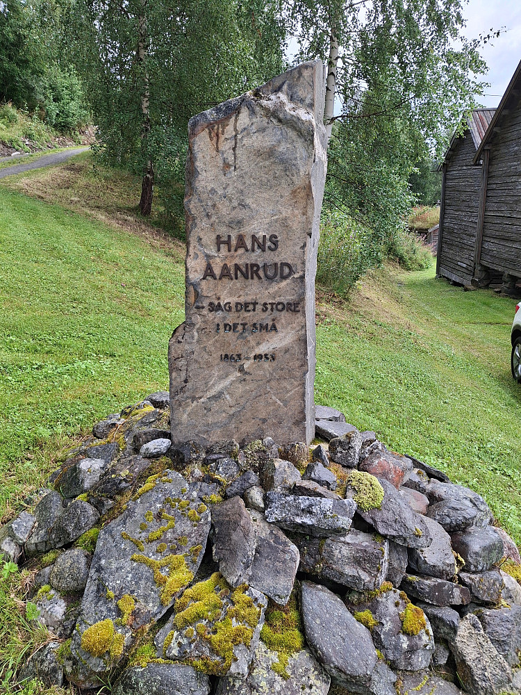 Minnestein i Ulsrud