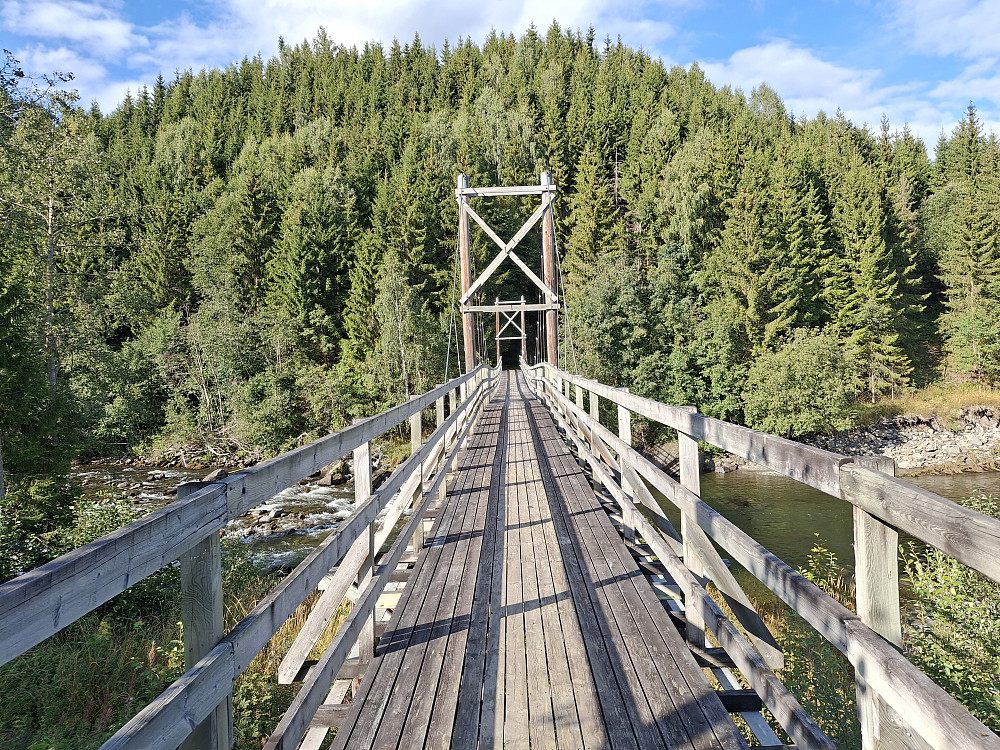 Hengebrua, Huskebrua