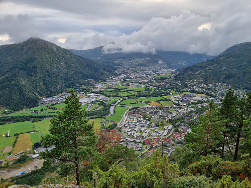 Utsikt frå Vesle Viefjellet