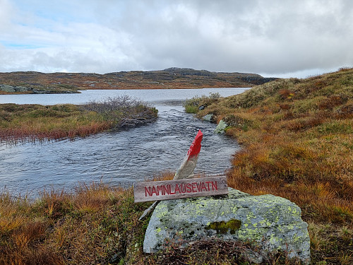 Namnlausvatnet