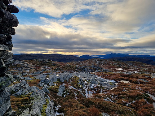 Frå varden og ut mot havet
