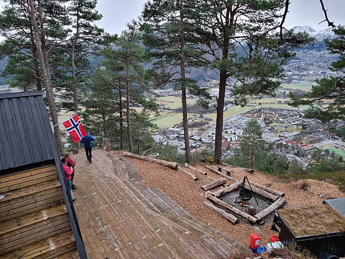 Flagget måtte opp på Gytta 