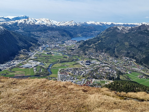 Viefjellet gir den beste utsikta over Førde sentrum