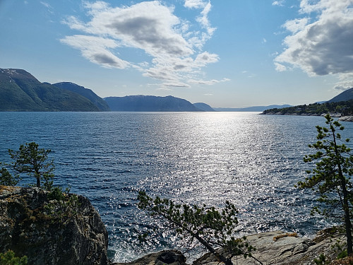 Nydeleg ettermiddag ved Kyrkjebø