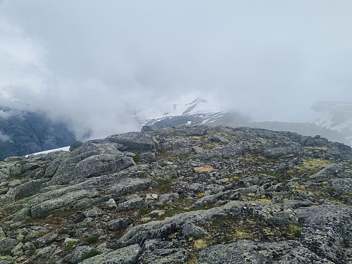 utsikt frå Grøskarfjellet mot Jostedalsbreen