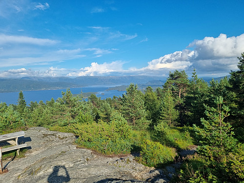 Utsikt frå Kolåsfjellet mot Masfjorden