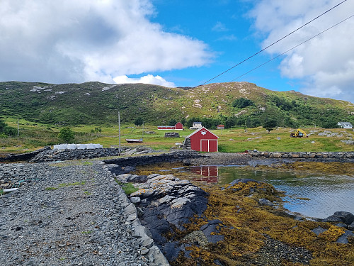 Selvåg med Indre Rekstafjellet i bakgrunnen