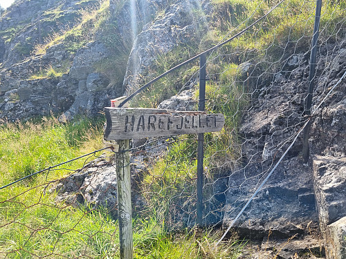 Skiltet mot Harefjellet