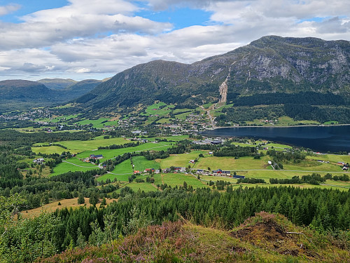 Vassenden sett frå Knolten