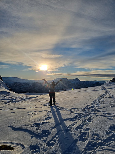 SOL og vindstille. 