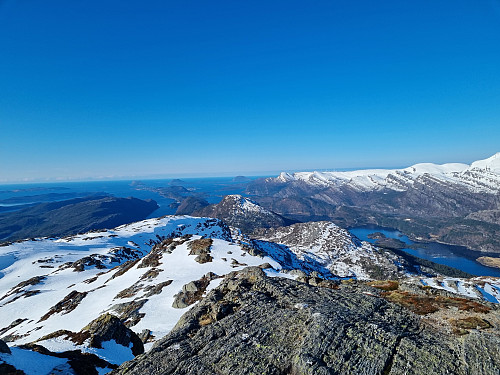 Ut mot havet, sett frå Flatenipa