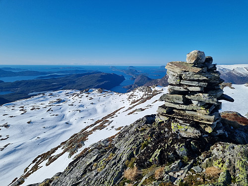 Ut mot havet, sett frå Kvitefjellet. 