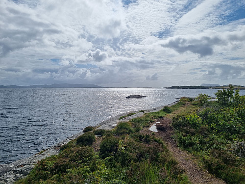 Havet kjem nær på i Florø