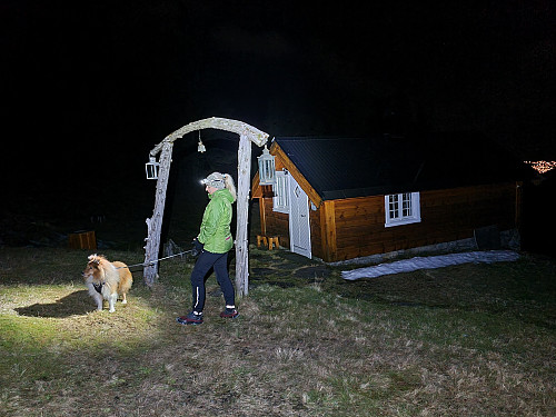 Fint ved Halbrendsstølen, sjølv i mørket