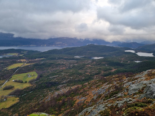 Utsikt frå Nerviknipa nordaustover