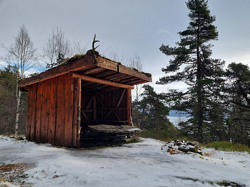 Gapahuken på Naveset