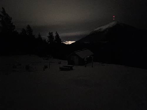 Det er litt fint med Halbrendsstølen, sjølv i mørket. 