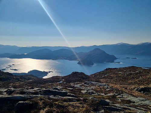Utsikt mot Husevågøy