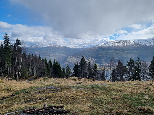 Utsikt frå dagsturhytta på Voss