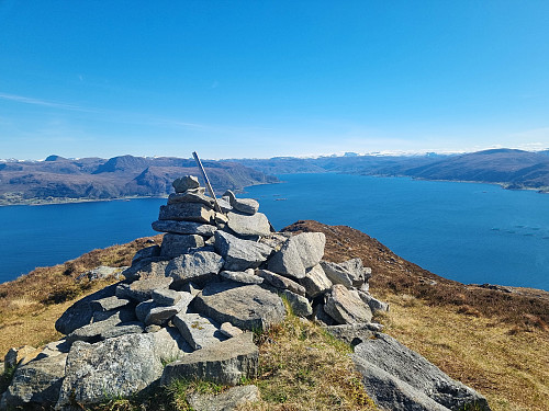 Utsikt frå Revjehornet inn Vanylvsfjorden