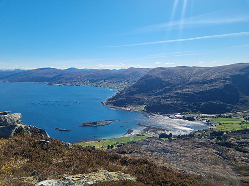 Utsikt frå Revjehornet inn Vanylvsfjorden mot Leikanger