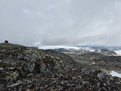 Toppen av Nummestolane. Fresvikbreen i bakgrunnen