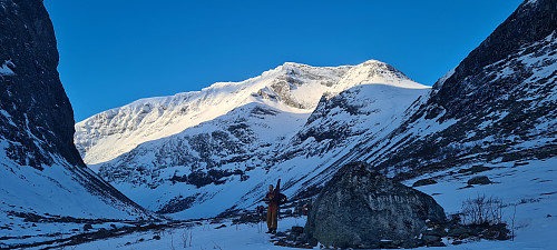 Skifteplass ved inngangen til Hareimdalen. 