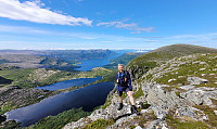 High above Fossedalen (with Fossedalsvatnet and Demmevatnet below and in front of Midtgulen further back)