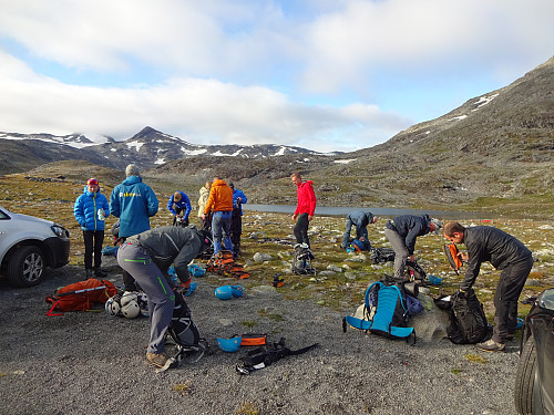 Utdeling av breutstyr på Leirvassbu