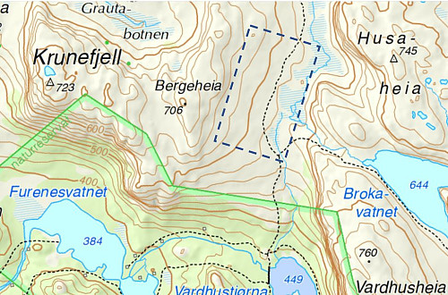 Kartutsnitt over sleppområdet på Brogaheia, flyretning frå sør. Fritt etter figur på side 52 i Per Asbjørn Holst sitt hefte «Strand under krigen»