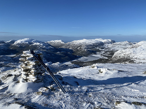 Kanskje den finaste utsikten i Jørpelandsheia! Panorama frå utsiktsvarden på Vardhusheia