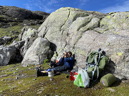Herleg mat- og kaffipause i ei livdakrå