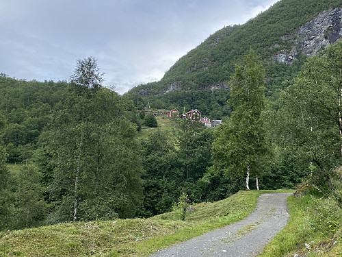 Pust i bakken opp mot Vetti