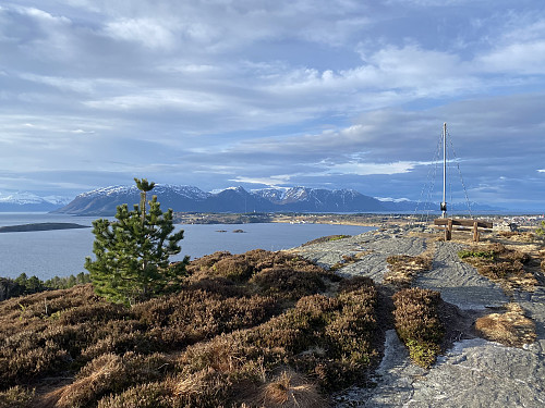 Utsikt mot Otrøya