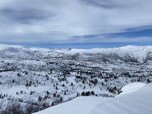 Utsikt mot hyttebyen på Vågsli