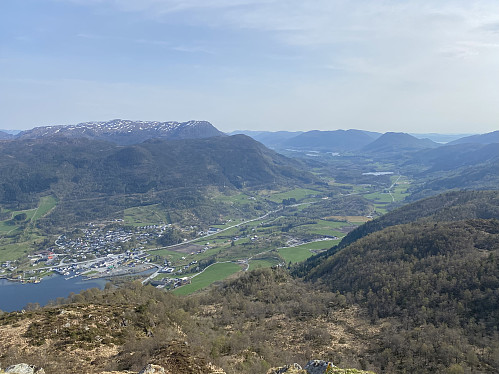 Mot selve Vågen og Vats