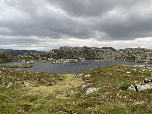 Mot Krokavatnet
