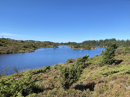 Ved Indre Holmavatnet