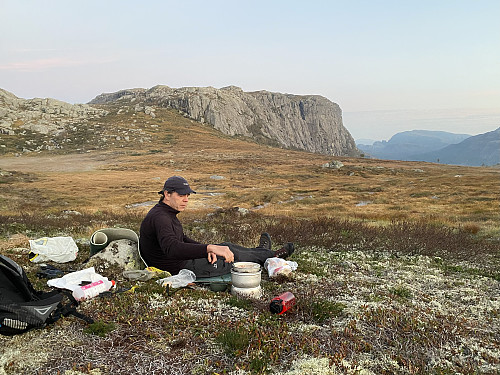 Kveldskos på teltplassen på Brogaheia