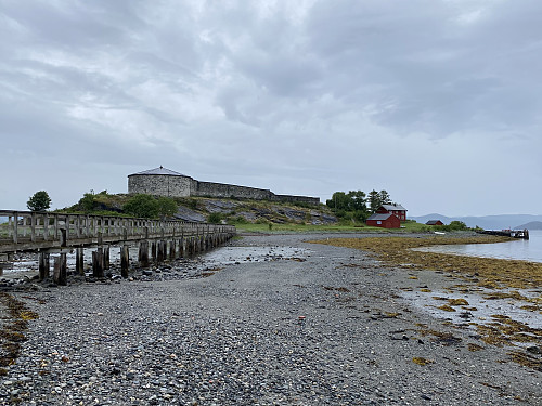 Steinvikholm slott som var den siste katolske erkebiskopen i Nidaros, Olav Engelbrektsson, sin siste skanse før han måtte forlate Norge i 1537