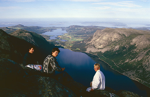 Tetgruppa med meg, Geir, Arne og Frode aleine på toppen