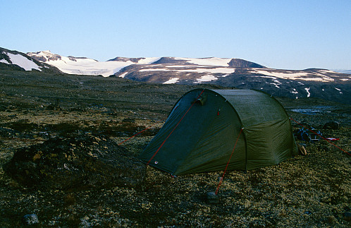 Blank himmel og grytidlig morgon på Skautflya! Her ragar Galdhøpiggen høgast over Styggebreen