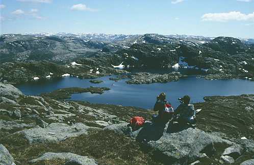 Mot Krokavatnet der me håpar å sjå smålom