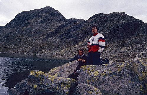 Matpause på Bandet med Besseggen i retrospekt